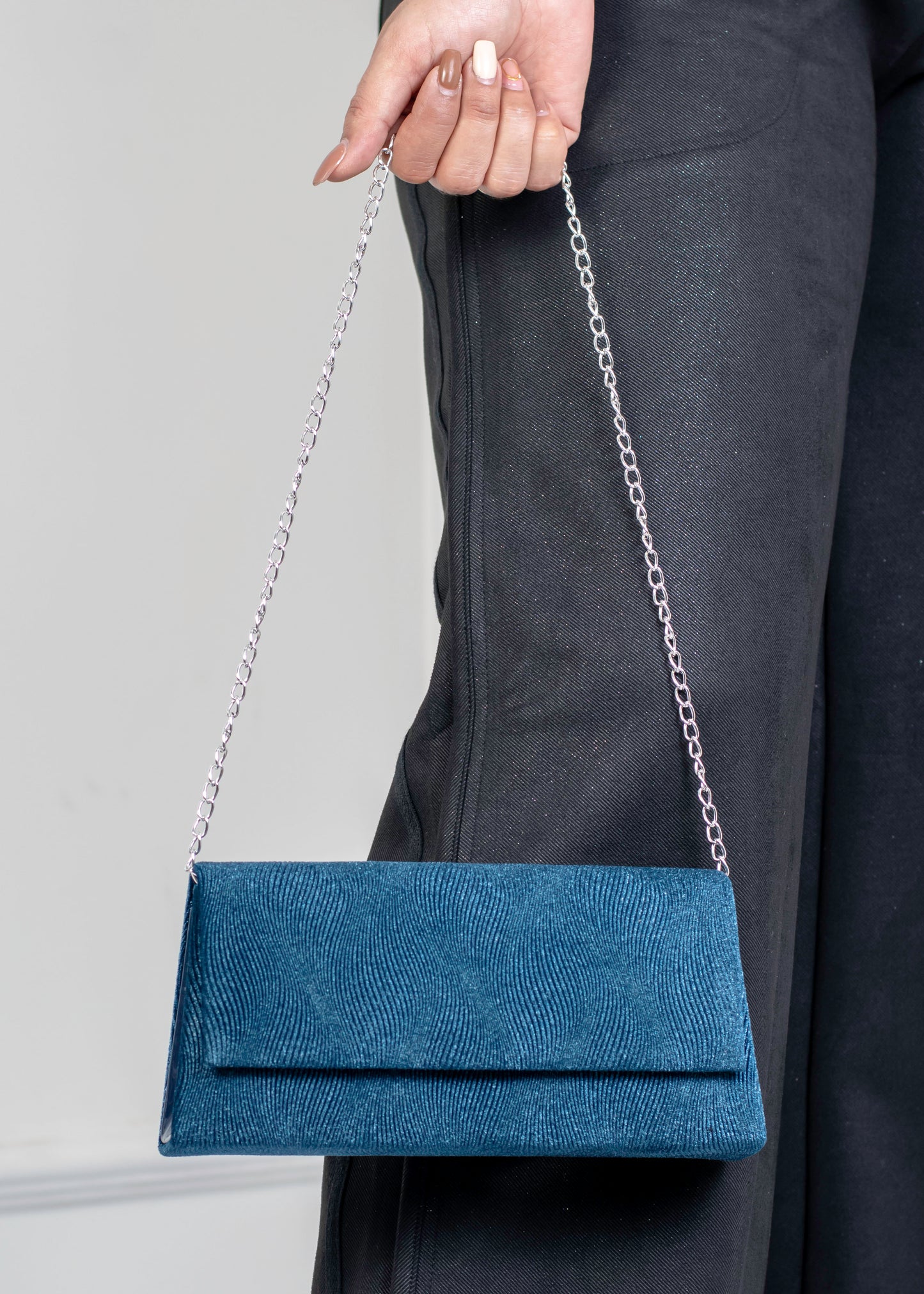 Bolso de Mano Elegante terciopelo con Cadena Dorada | JH164