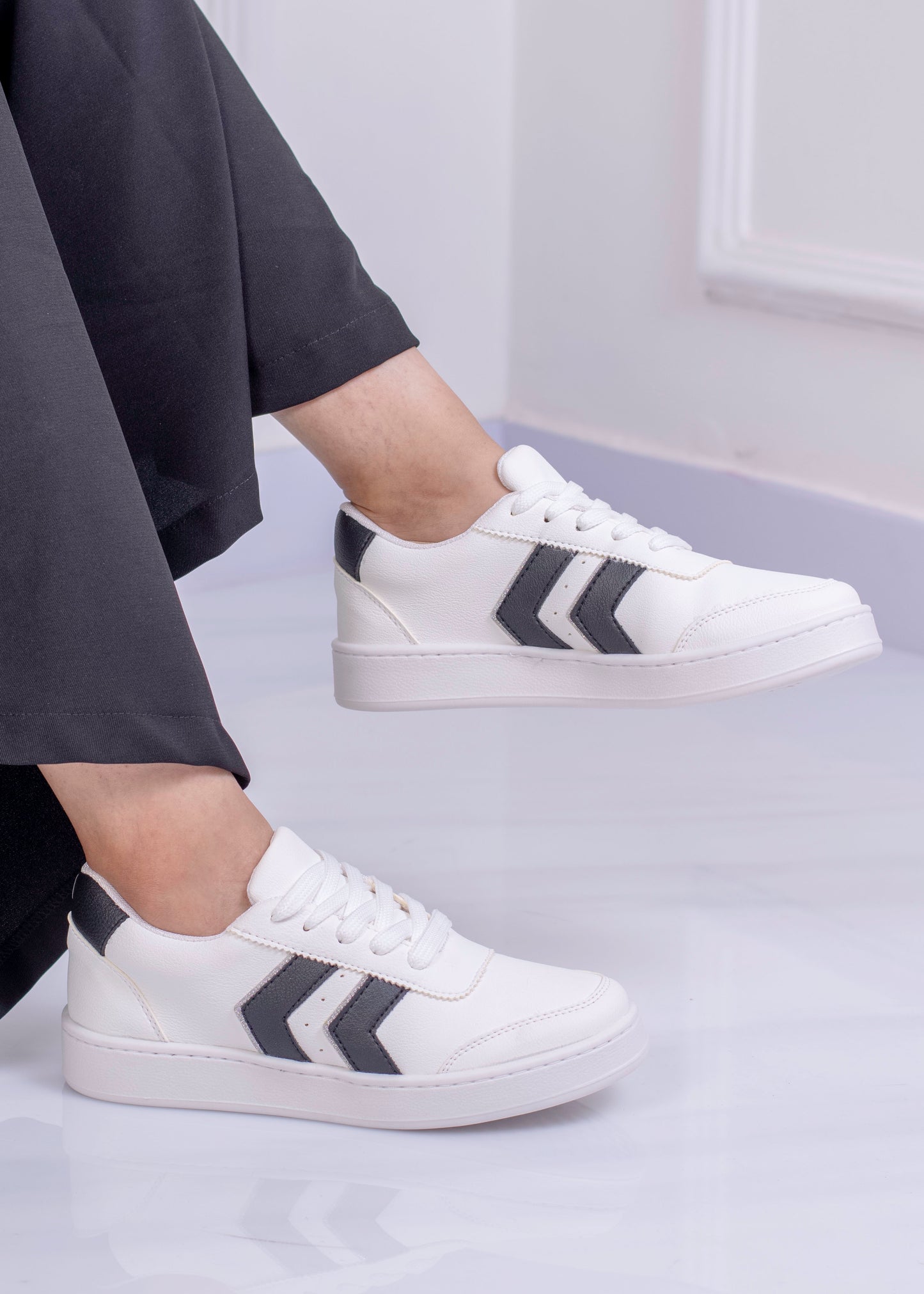 Tenis Urbanos con Diseño Chevron | ED107