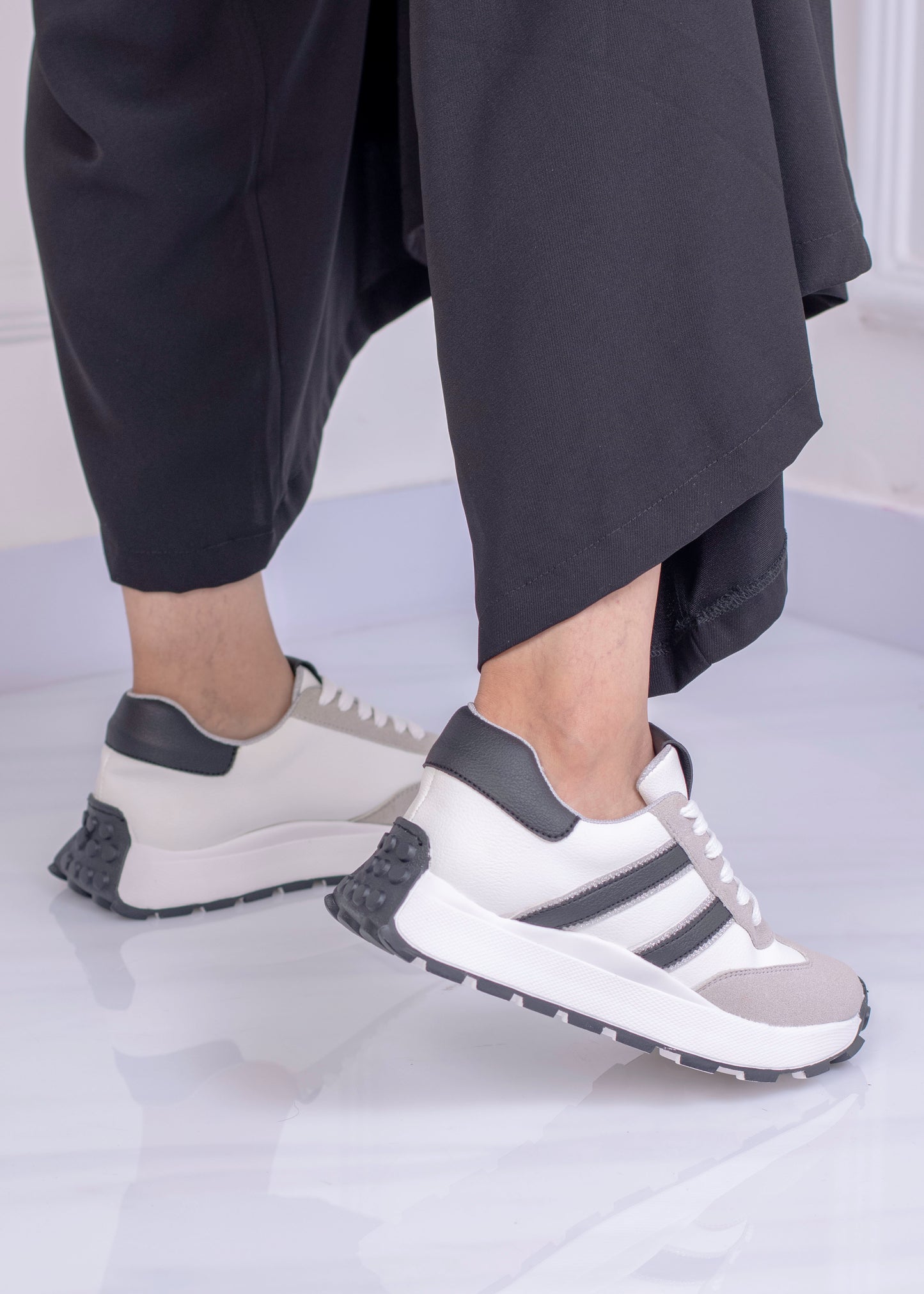 Tenis Urbanos Livianos con Suela Chunky | ED104