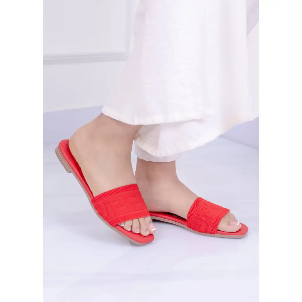 Sandalia Plana Contemporanea – Versatibilidad y Estilo | LP499