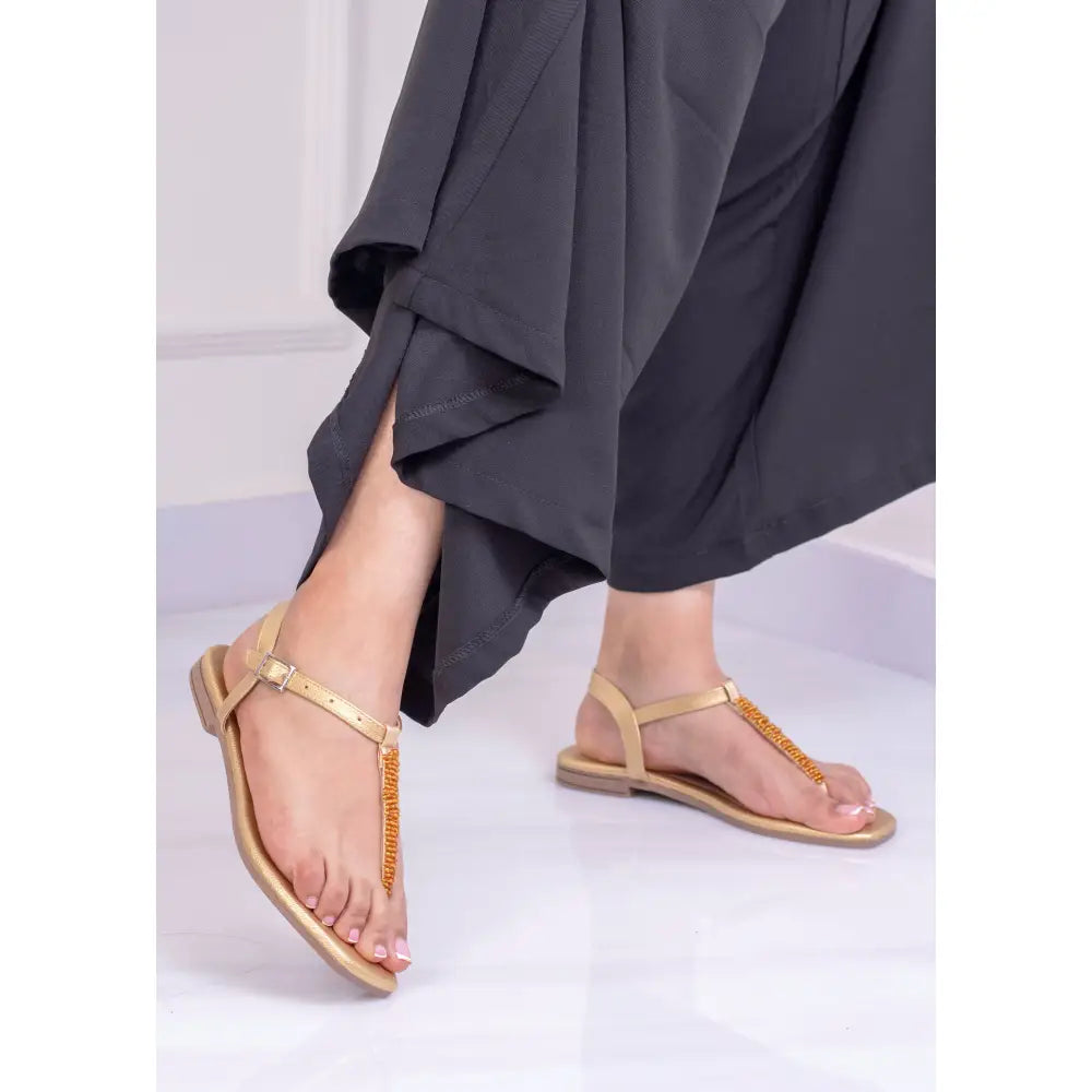 Sandalia plana tres puntadas | LP78