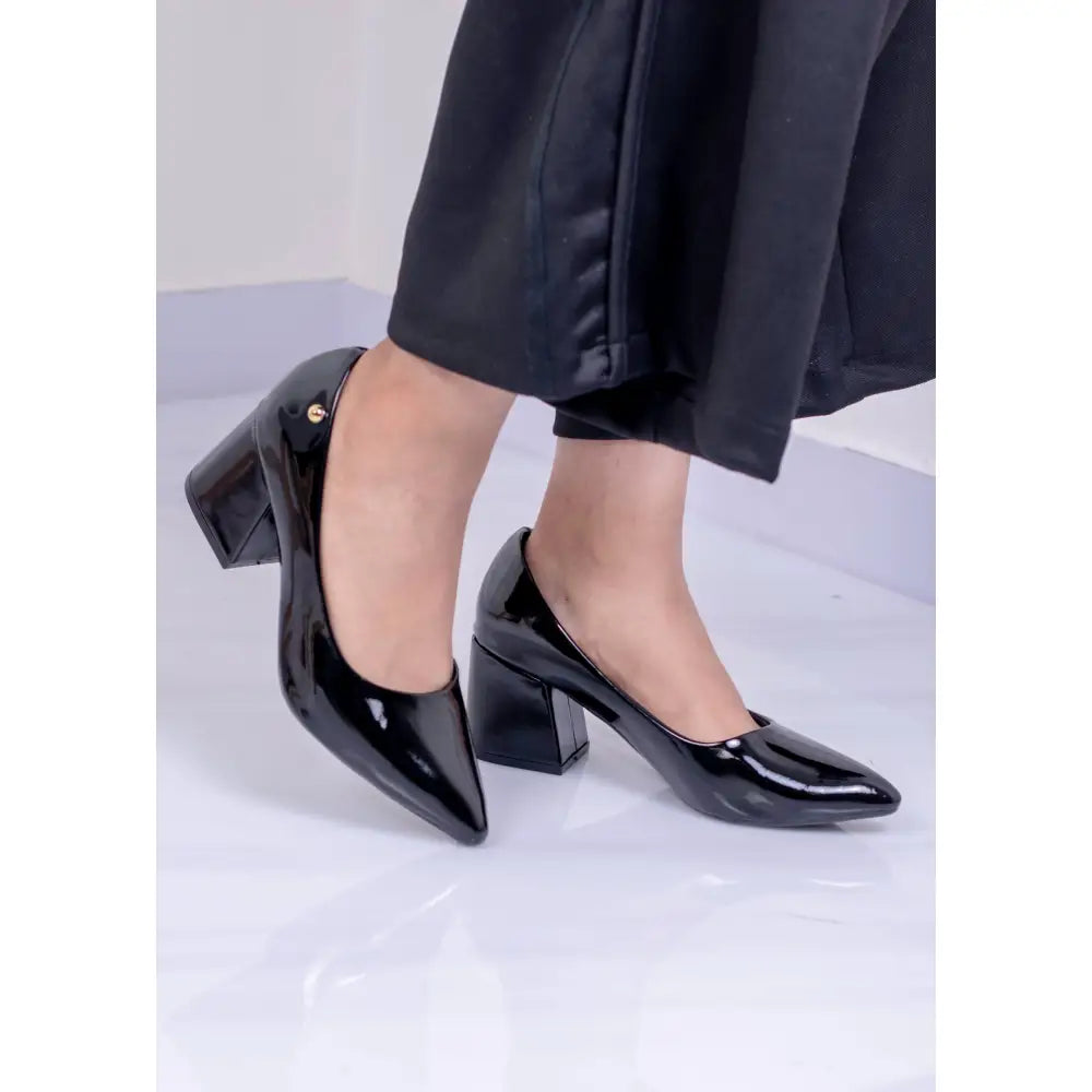 Tacón clásico de punta fina con tacón bloque | BY180 - Tacon