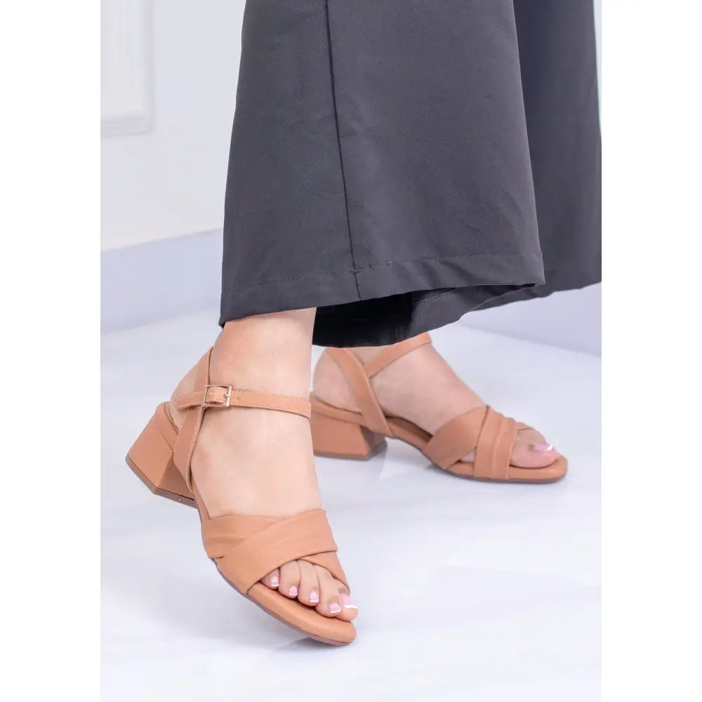 Tacón Cruzado en Bloque | PG1310 - Camel / 35 - Tacon