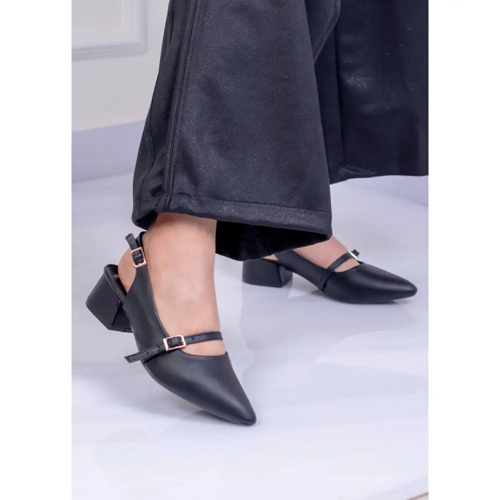 Tacón Cuadrado bajo con diseño slingback | BY1128 - Negro / 35 - Tacon