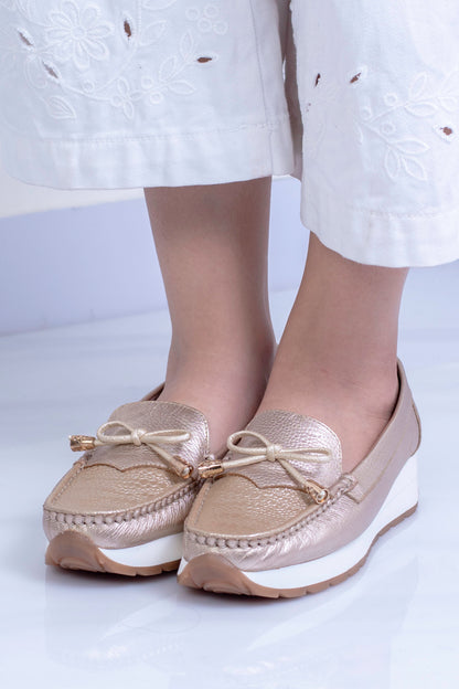 Mocasín de Cuero Zinfo ZI364 – Diseño Atemporal con Detalles Elegantes