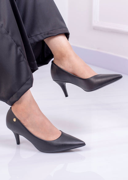 Tacón de Punta Elegante y Tacón Delgado | VI702