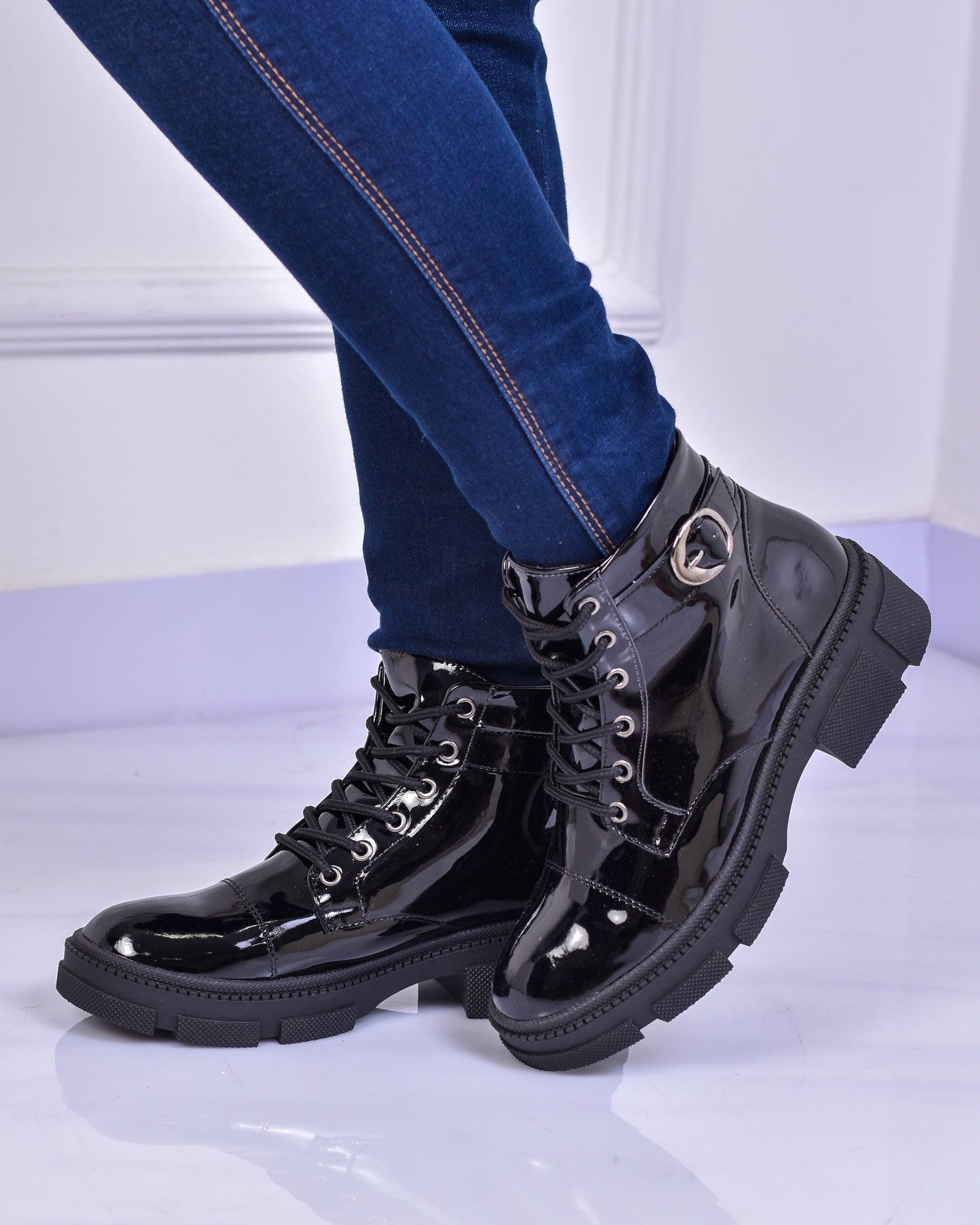 Botas clásicas rústica Negro charol| NS148