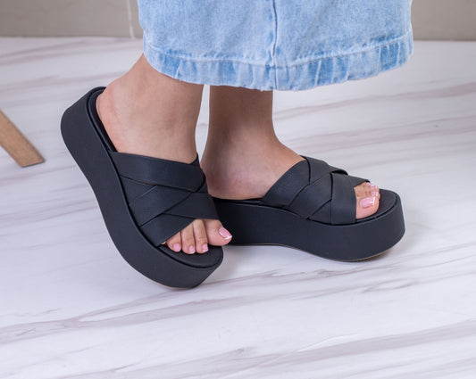 Plataforma Tiras Cruzadas para Mujer - MK115 Negro - Calzado Espía