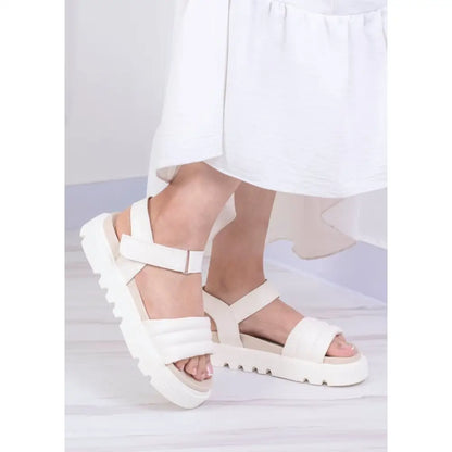 Sandalia de Plataforma con Tiras Cruzadas – Estilo y Comodidad CK7010 - Beige / 35